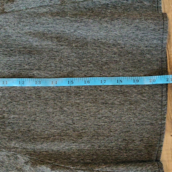 EUC Flare skirt - Picture 5 of 5